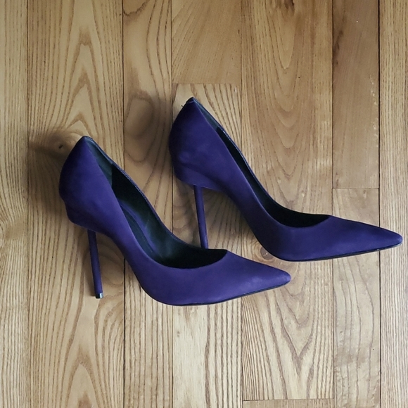 SCHUTZ Pointed Toe Pumps - Picture 2 of 4